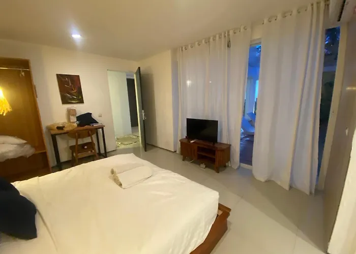 3 Bedroom Chamomile * ヌサドゥア