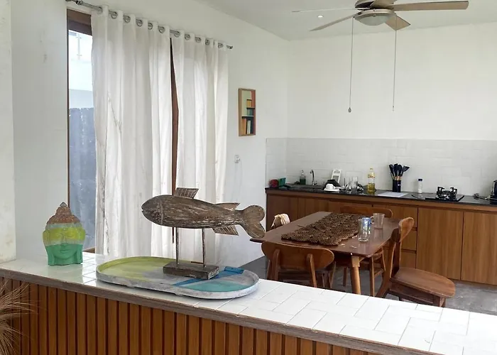 ヴィラ 3 Bedroom Chamomile *